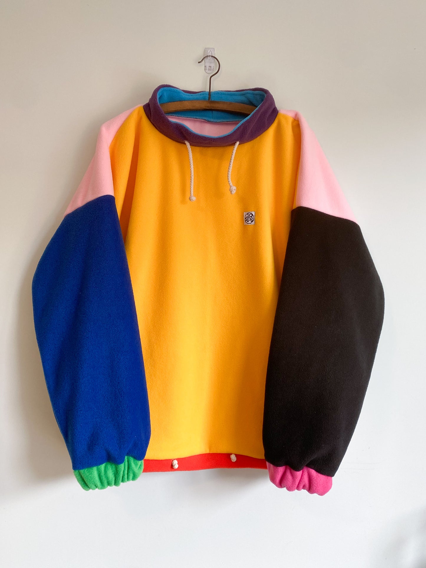 Fleece pullover