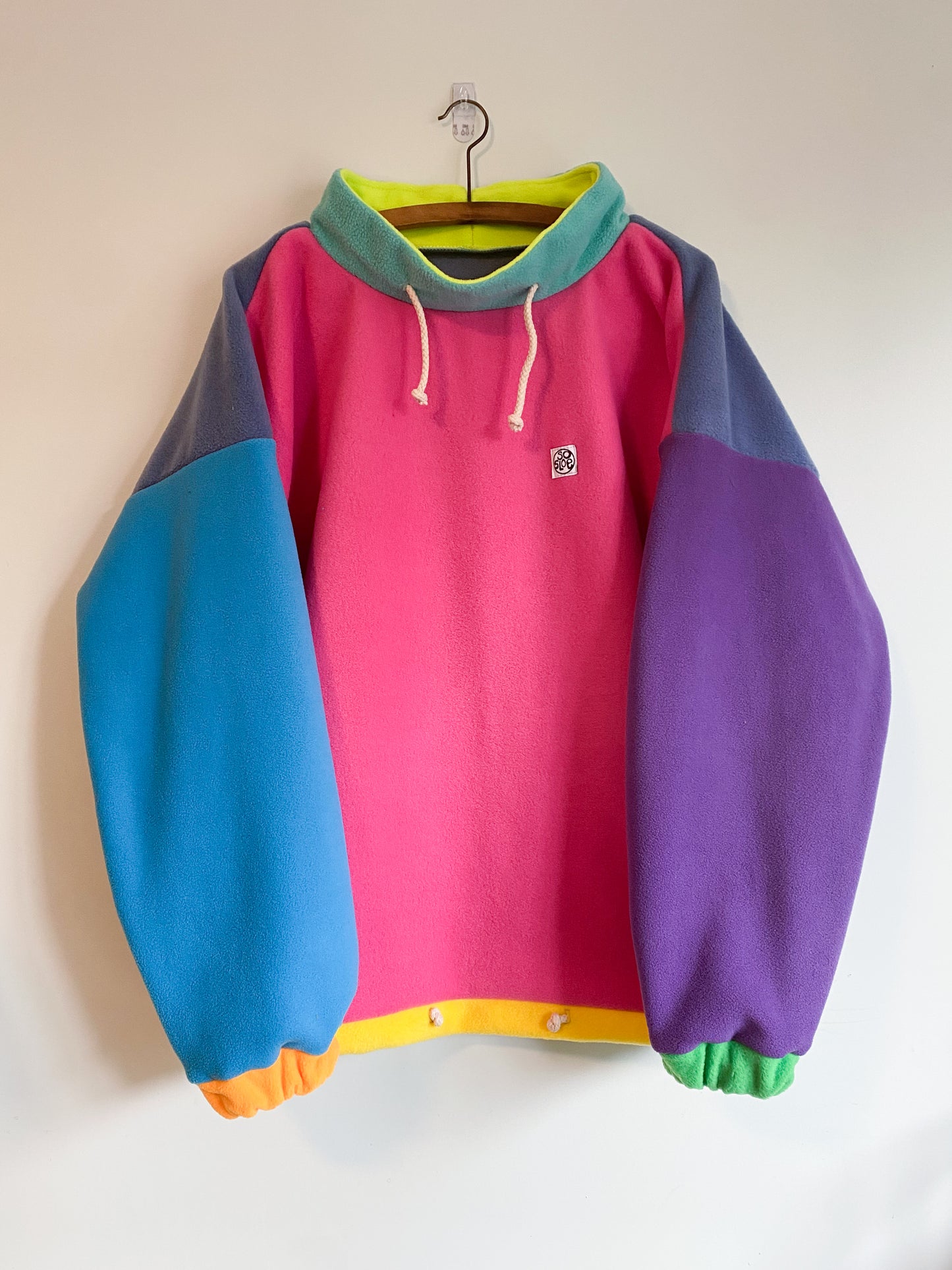Fleece pullover