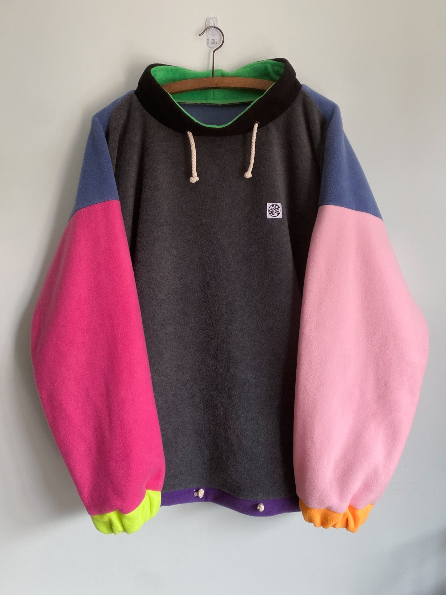 Fleece pullover