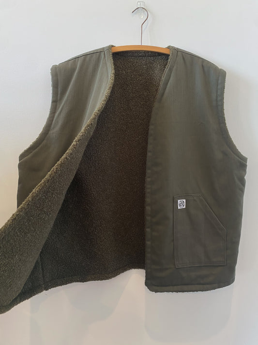 Reversible vest