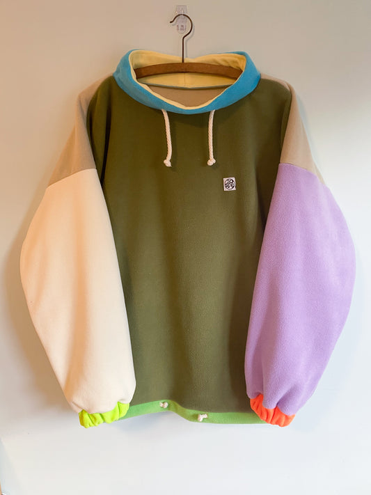 Fleece pullover