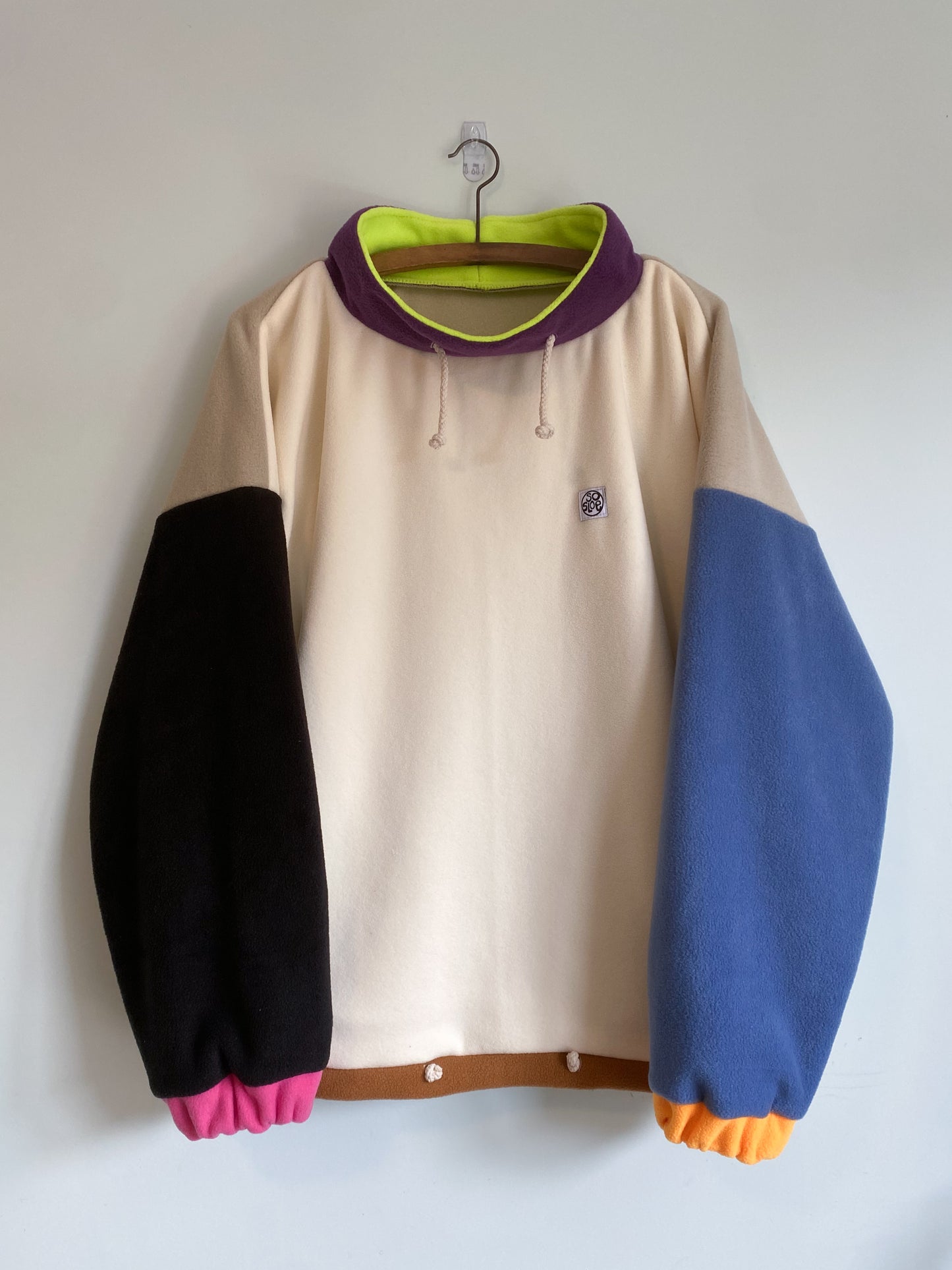 Fleece pullover