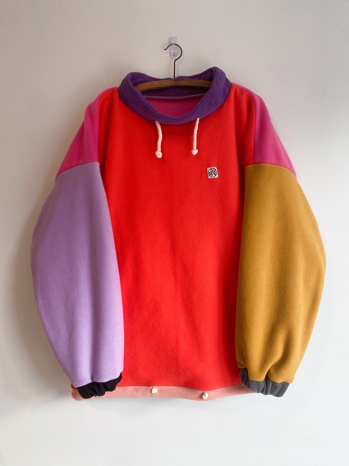 Fleece pullover