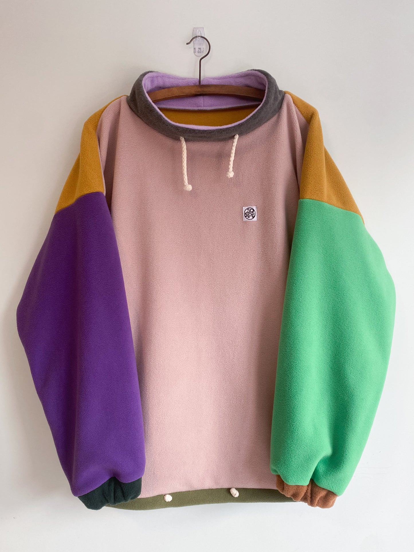 Fleece pullover