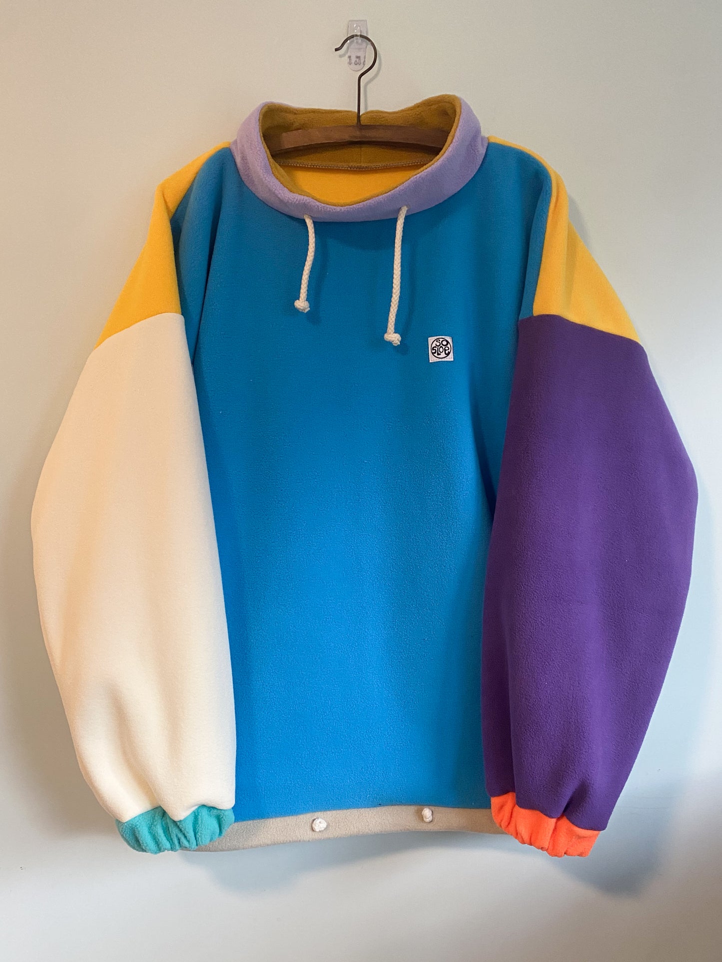 Fleece pullover
